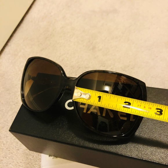 CHANEL brand new sunglasses - Picture 5 of 8